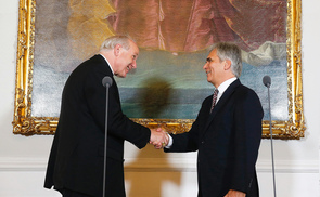 Kardinal Schönborn und Bundeskanzler Faymann. © BKA, Andy Wenzel