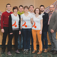 Die jungen Volontäre Rafael Schmalzel, Stefan Pail (hintere Reihe von links nach rechts), Magdalena Meuwissen und Magdalena Nöbauer (vordere Reihe Mitte); Br. Peter Rinderer / Salesianer Don Boscos (hintere Reihe ganz links), Wolfgang Zajicek /Jugend